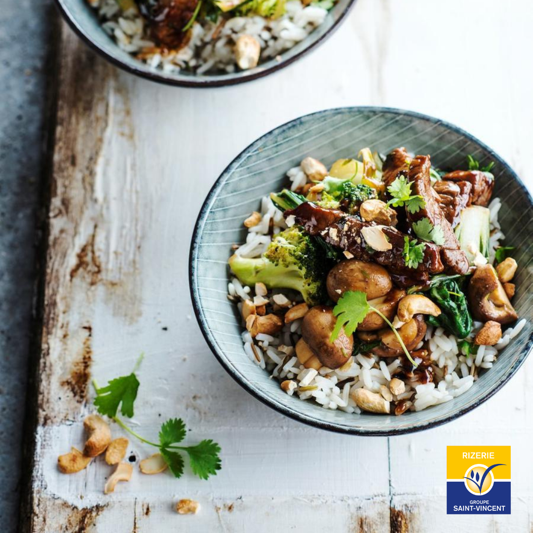 Riz au boeuf, champignons et noix de cajou